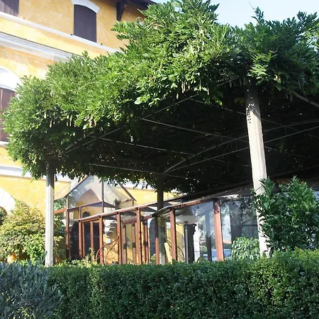 Oppidulum Resort *